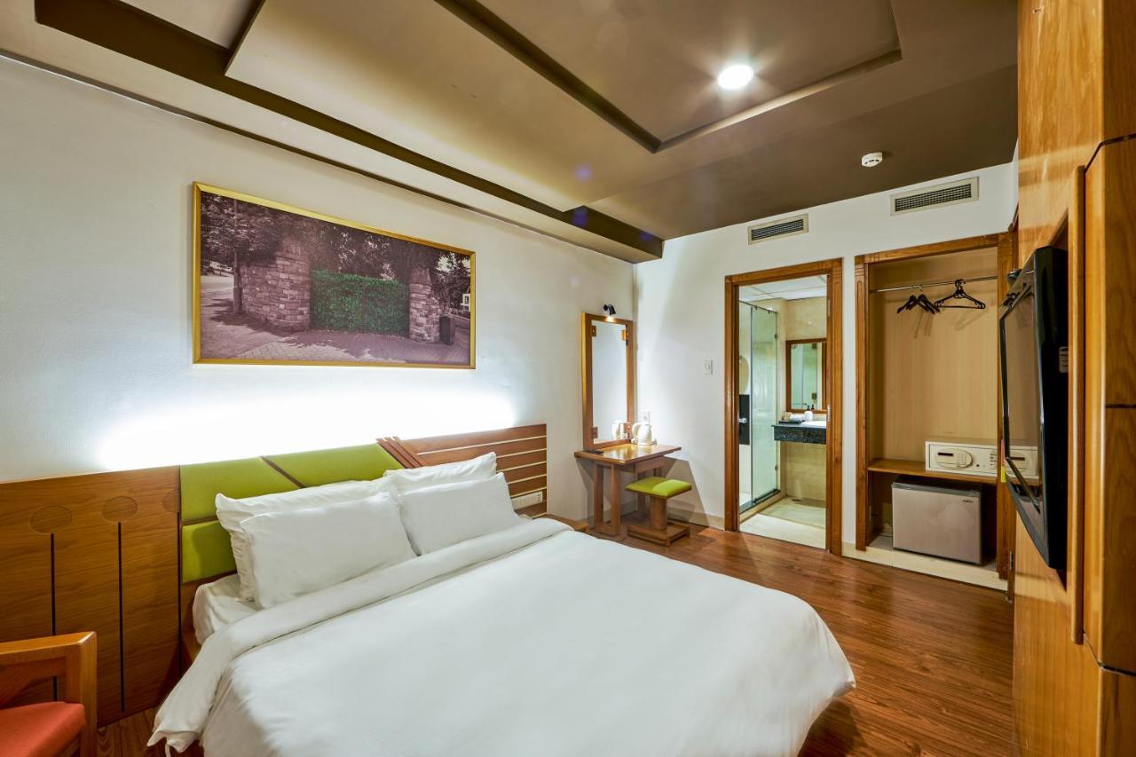 The Noble Swan Hotel Saigon Ho Chi Minh Zewnętrze zdjęcie